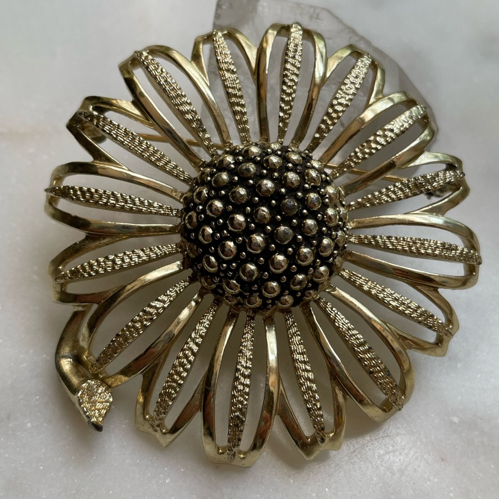 Vintage SARAH COV Flower Brooch / Mid-Century MOD Sarah Coventry Flower Pin